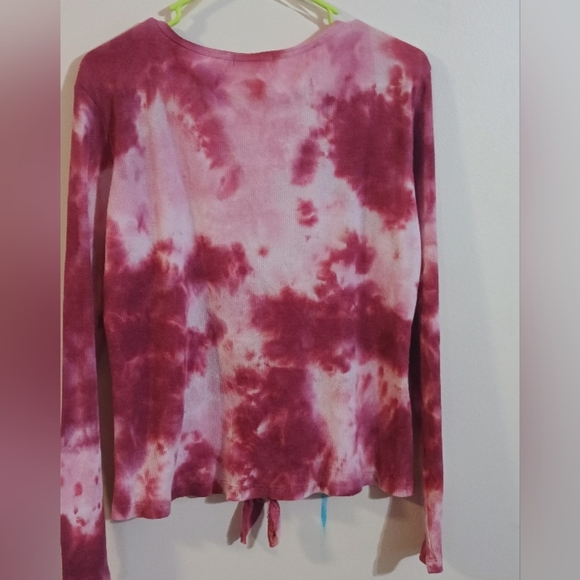 NWOT Ultra Flirt Tie Dye Twist Hem L/S Henley Thermal Style Top, Size XL - Picture 9 of 12